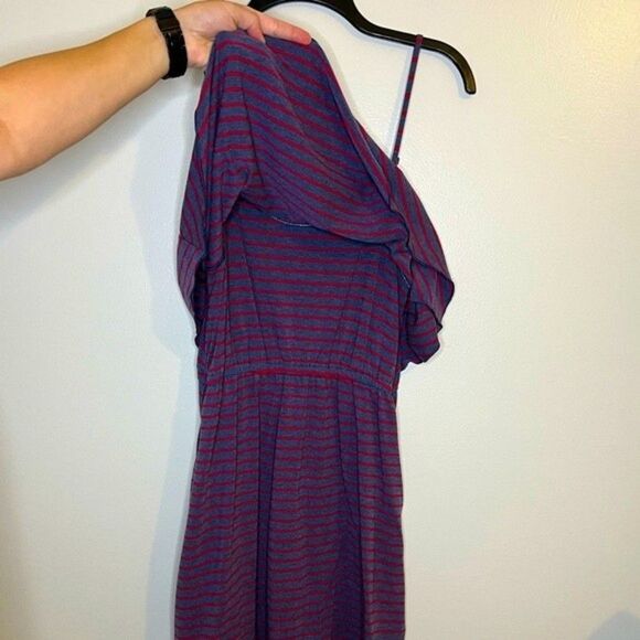 GAP Gray and Red Striped Sleeveless Mini Dress Size XS/Small - Picture 3 of 10